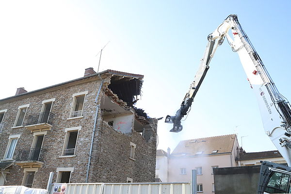 travaux démolition rue séjourné - Agrandir l'image (fenêtre modale)