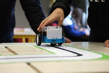 Challenge robotique intercollèges (vidéo)