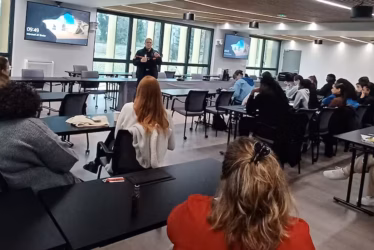 Les sapeurs-pompiers présentent les métiers du SDIS77