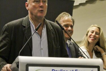 Remise de médaille à Pauline Ranvier et Enzo Lefort